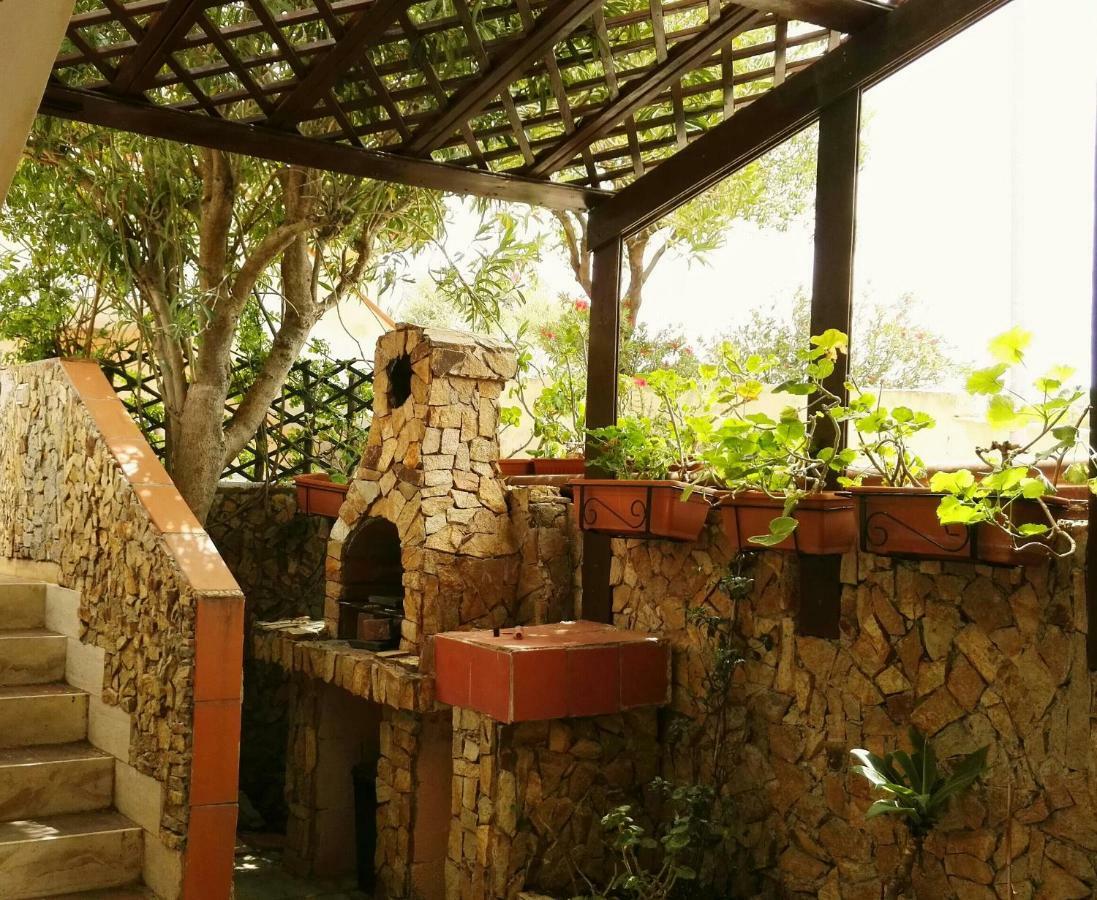 Bilocale Il Geraneo Villa Villasimius Buitenkant foto